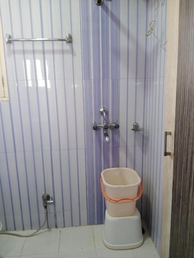 Hotel Chandrawali By Wb Inn Ballia Екстер'єр фото